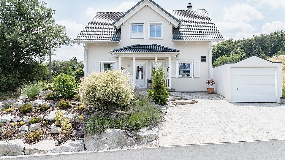 Bauherren: Familie Lübker aus Butzbach - Hanse Haus Fertighaus: Bauherren Familie Lübker aus Butzbach