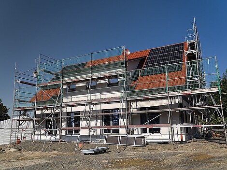 Das Haus nimmt Gestalt an Referenzobjekte Zarse