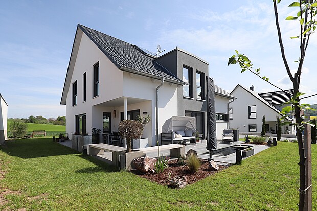 Prefabricated house: Homeowners Börner from Alzenau